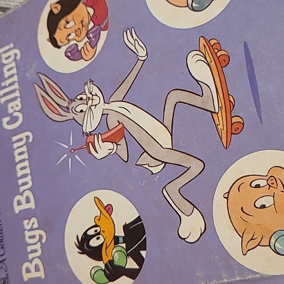 A GOLDEN BOOK BUNDLE- BUGS BUNNY CALLING; DAFFY DUCK Space Creature, Vintage - Picture 4 of 9